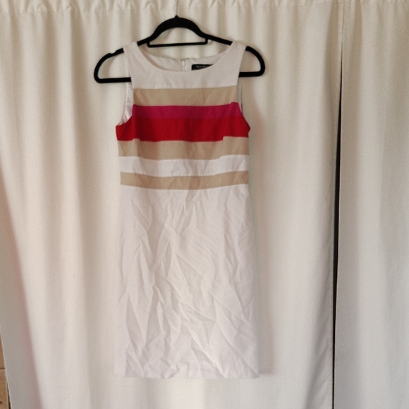 White House Black Market Dresses & Skirts - White House Black Market Elegant Cream Dress